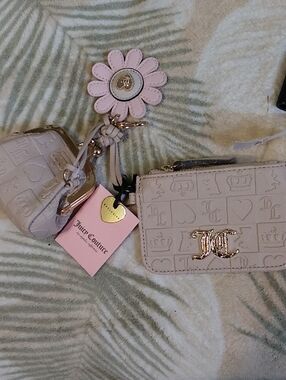 Juicy Coutoure Wristlets